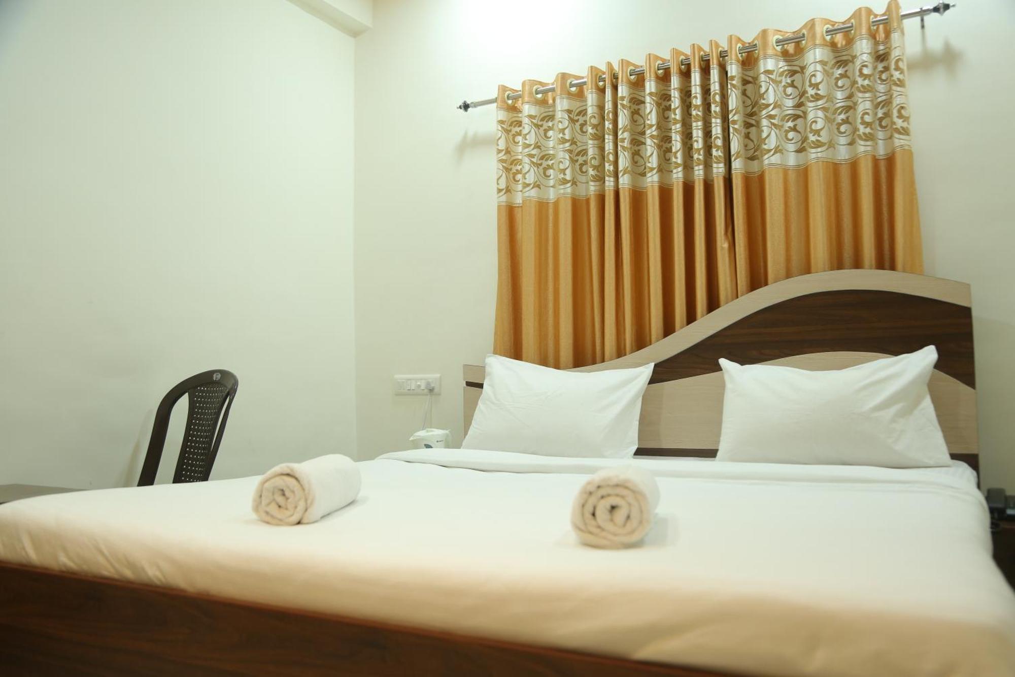 Rudraksh Nagthane Satara Exterior photo