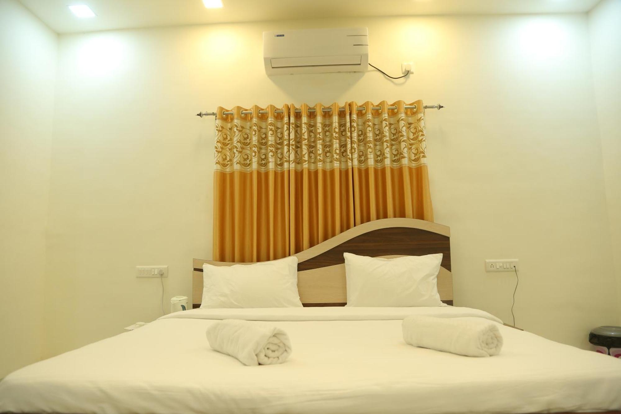Rudraksh Nagthane Satara Exterior photo